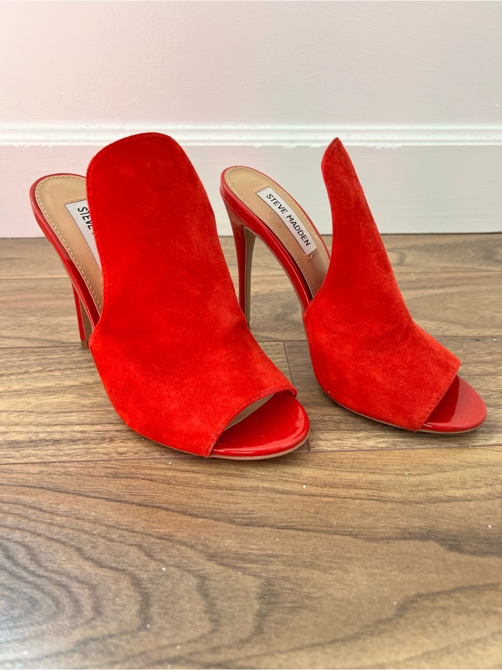 Steve Madden Red Suede Open-Toe Mule Heels - Picture 1 of 6